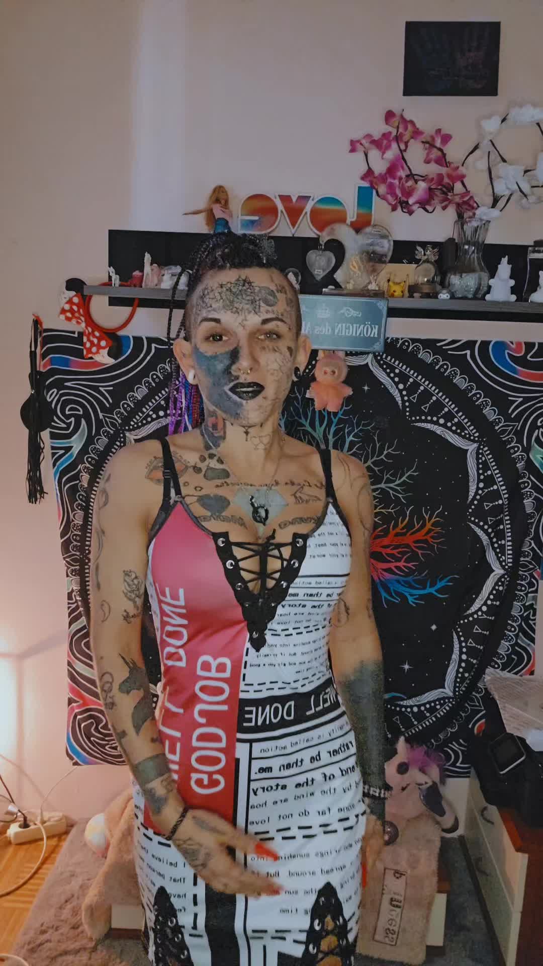 @InkedUnicorn