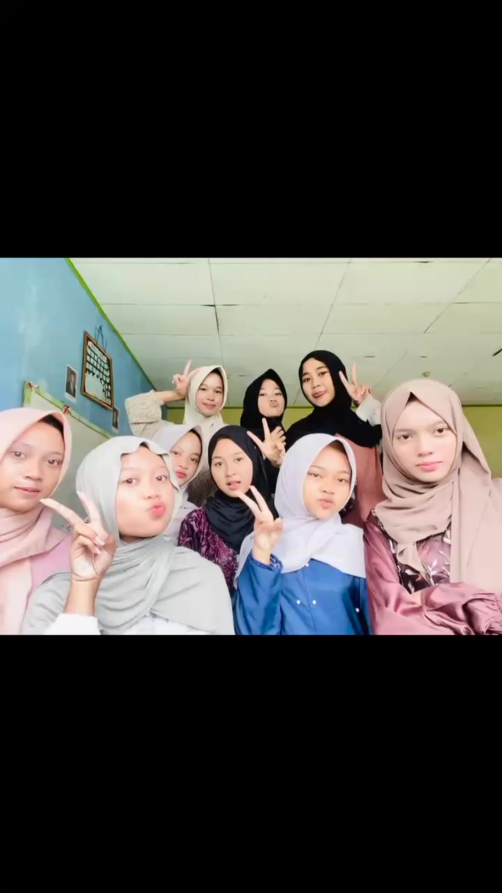 @ninthgradecee