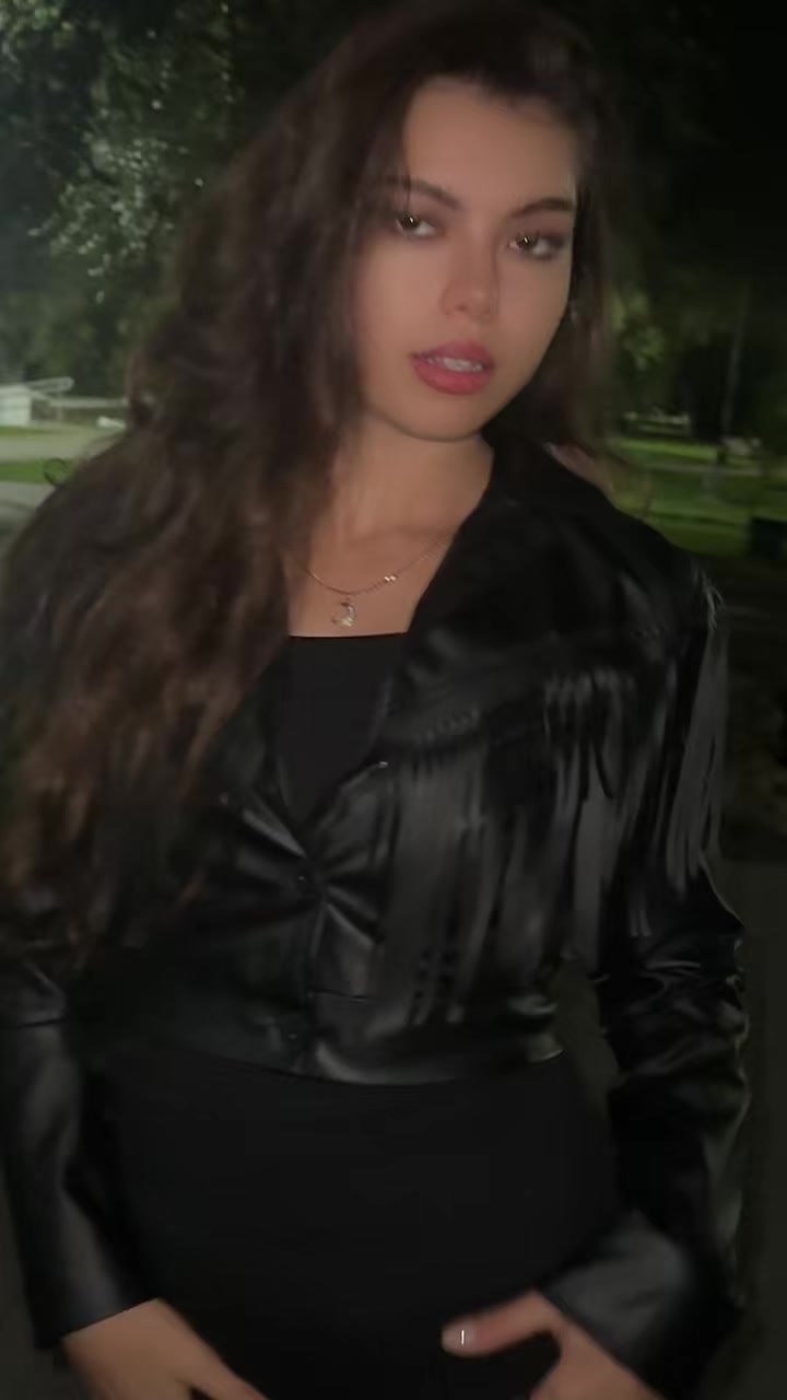 @Angelina Sherkhanova🐱👄