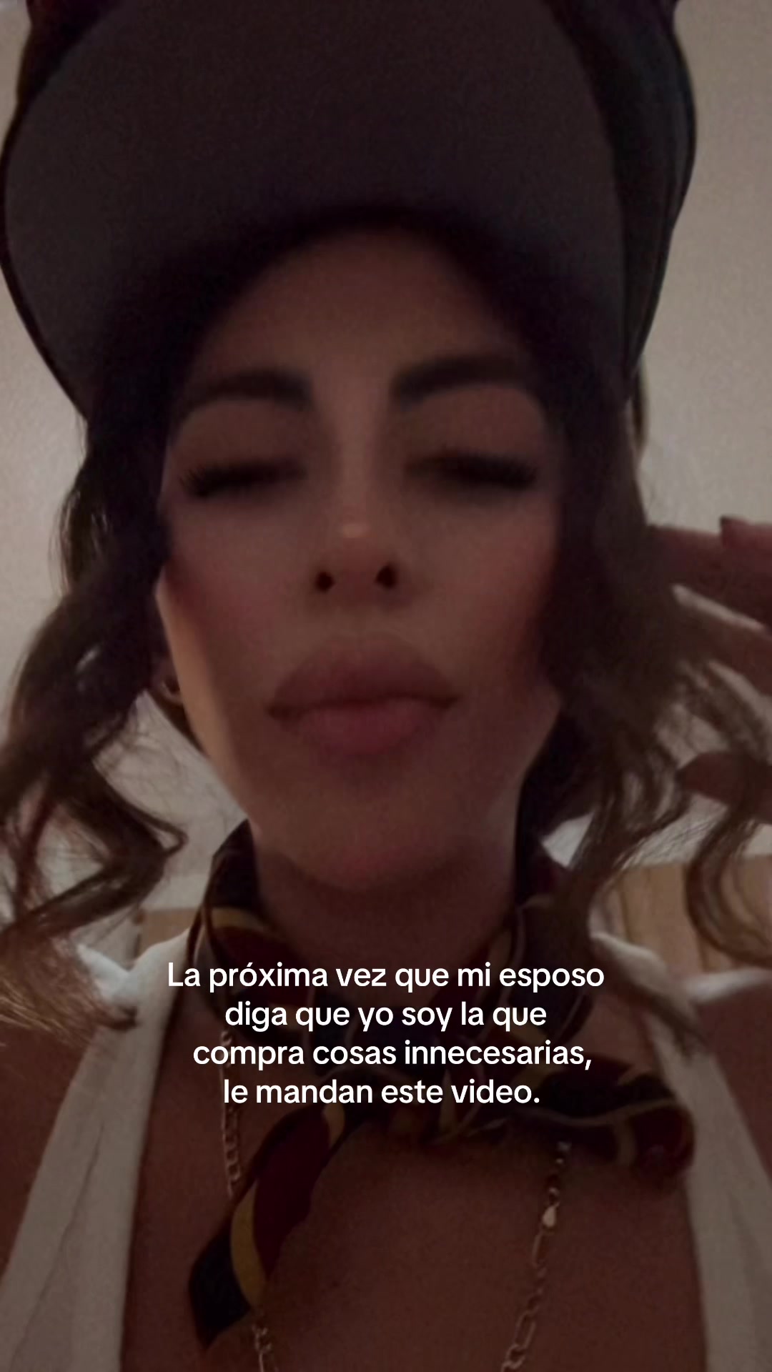 @Ximena Hau