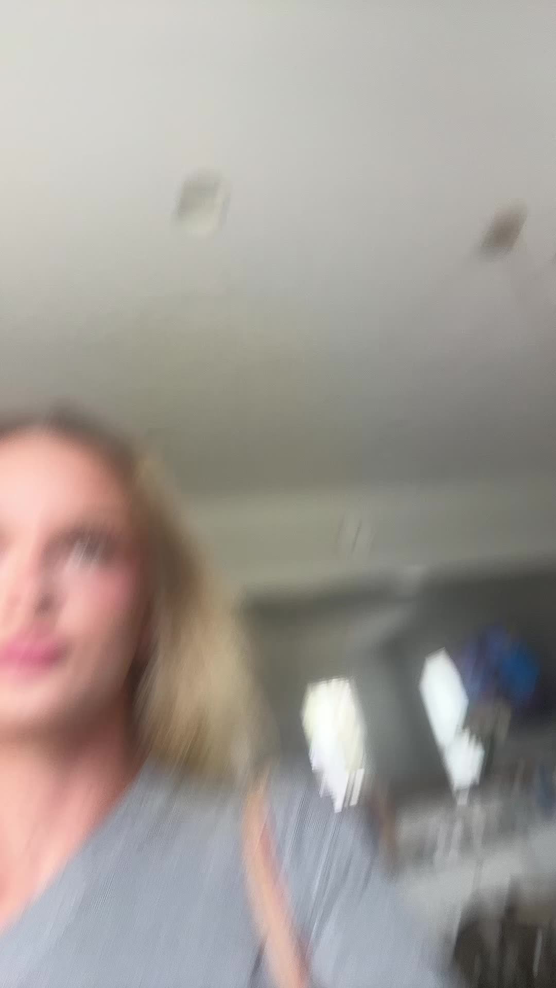 @___