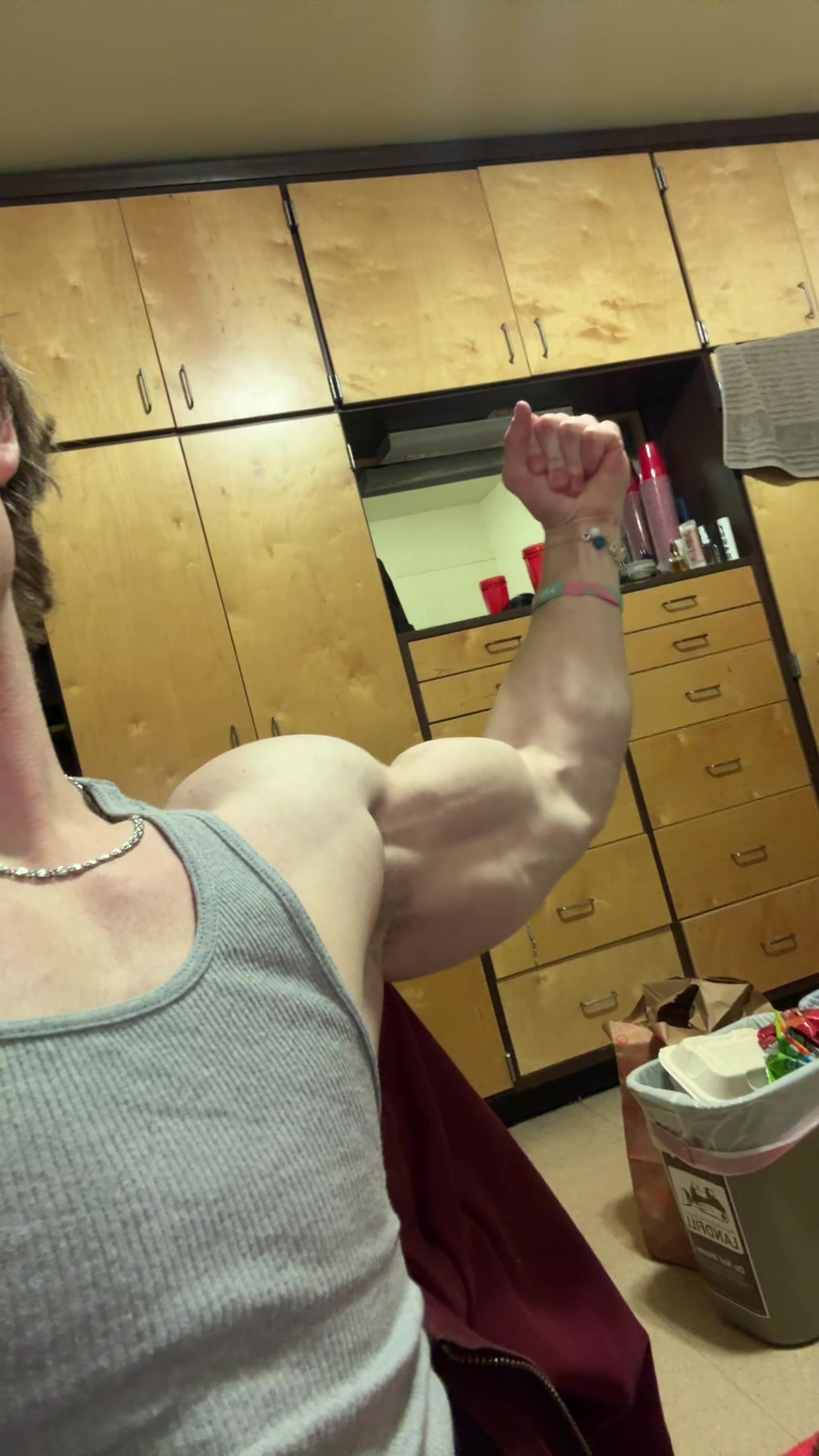 @VonLifts25