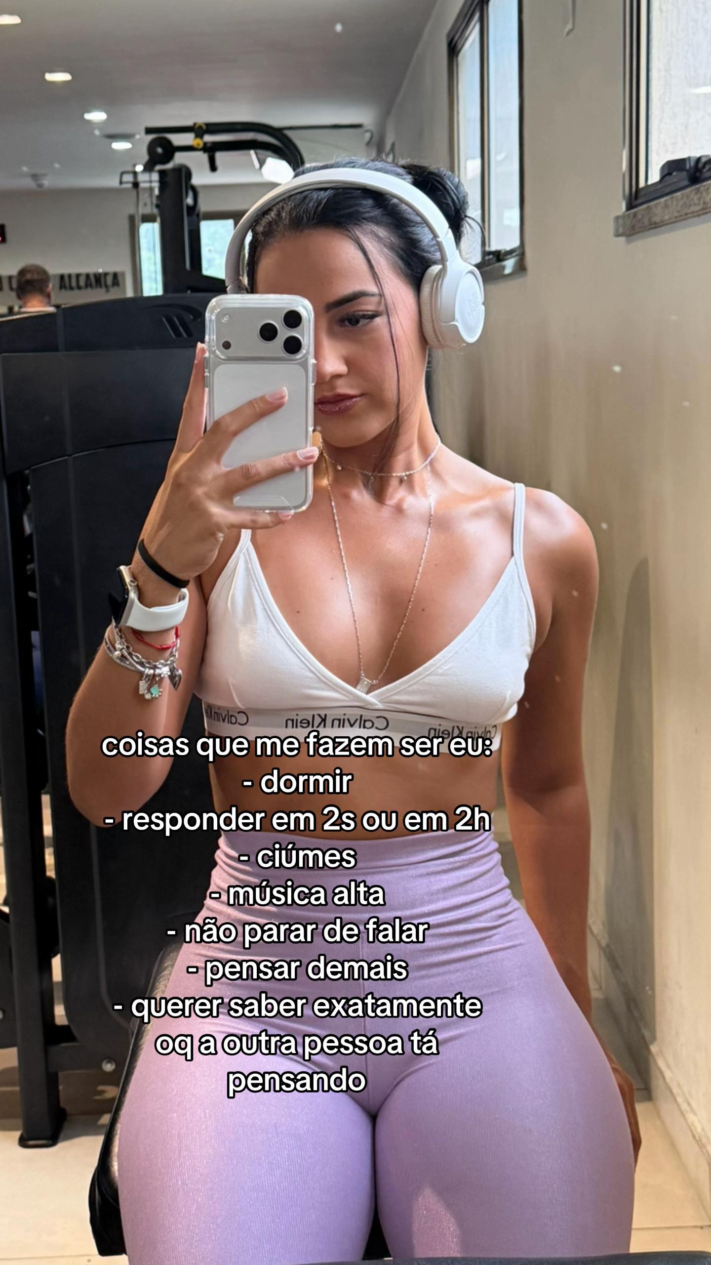 @Julia Corr&ecirc;a de Aguiar