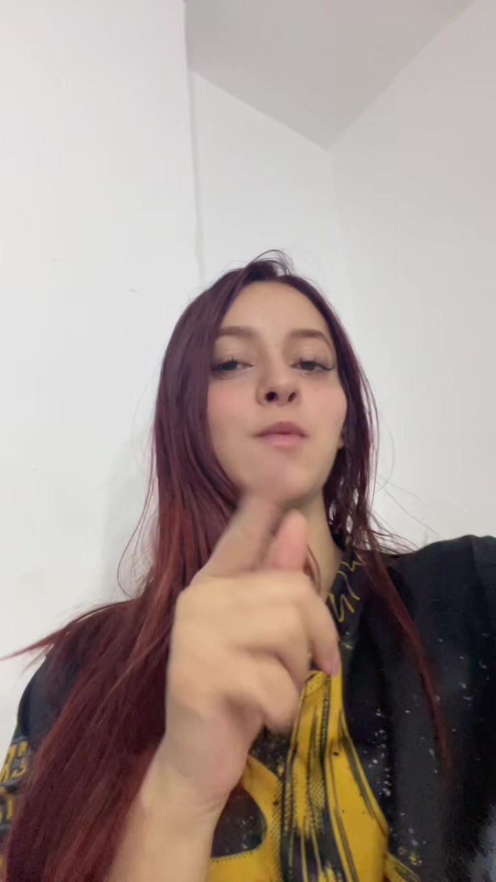 @julieth.bonnett