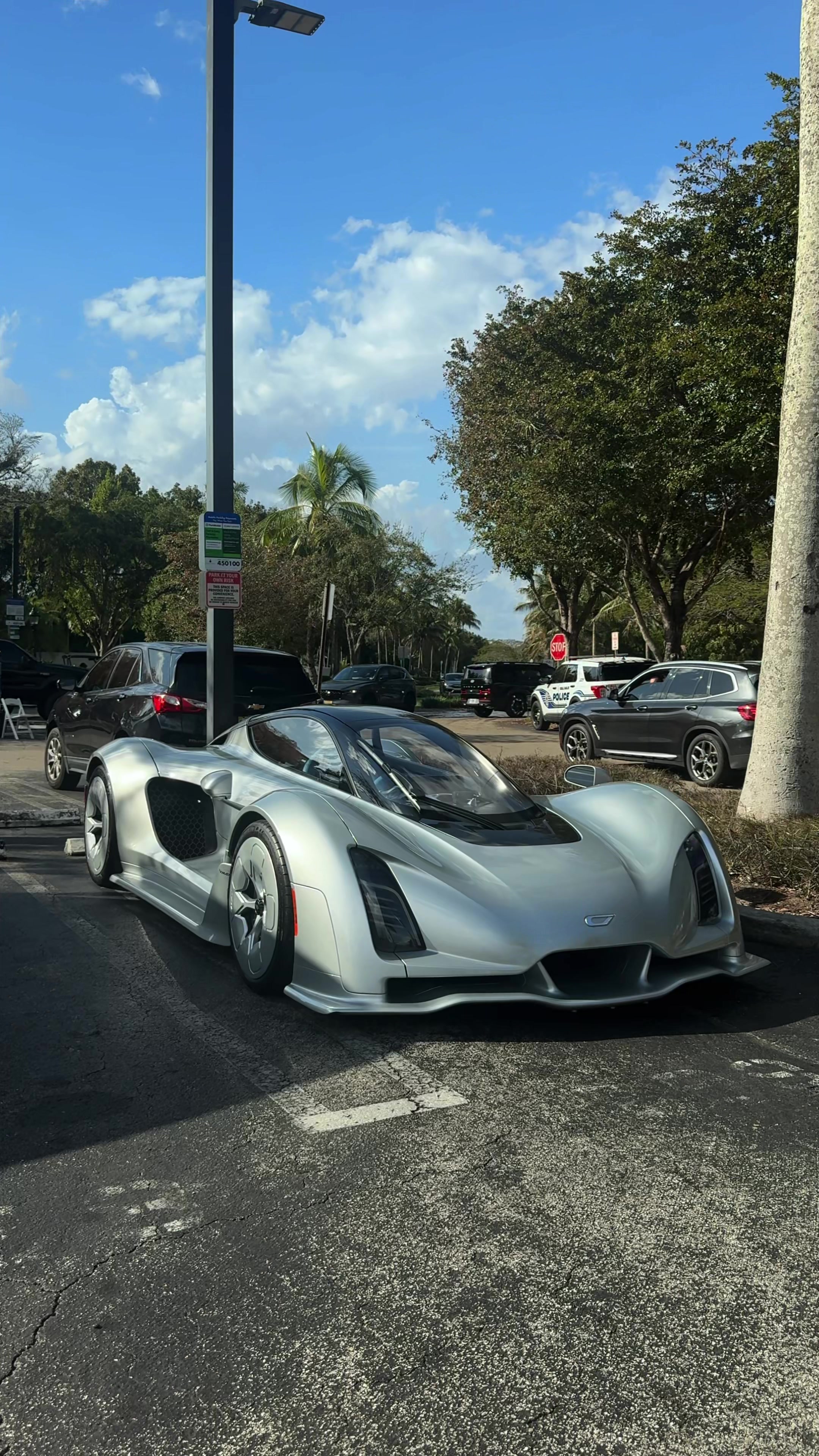 @wtcars