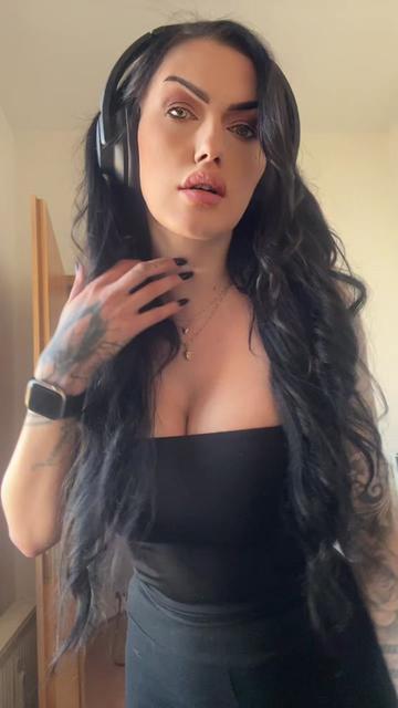@Devilswife