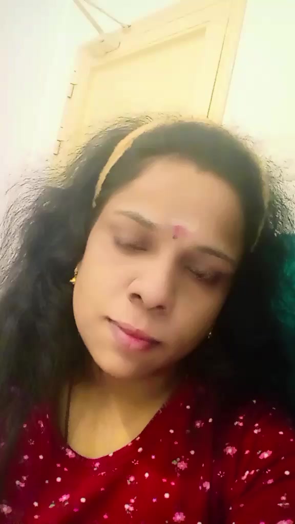 @k. k.Geethu😇(ஹிட்லர் பெண்)