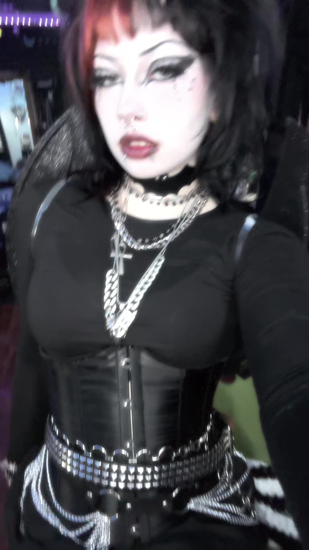 @teeth.snuff
