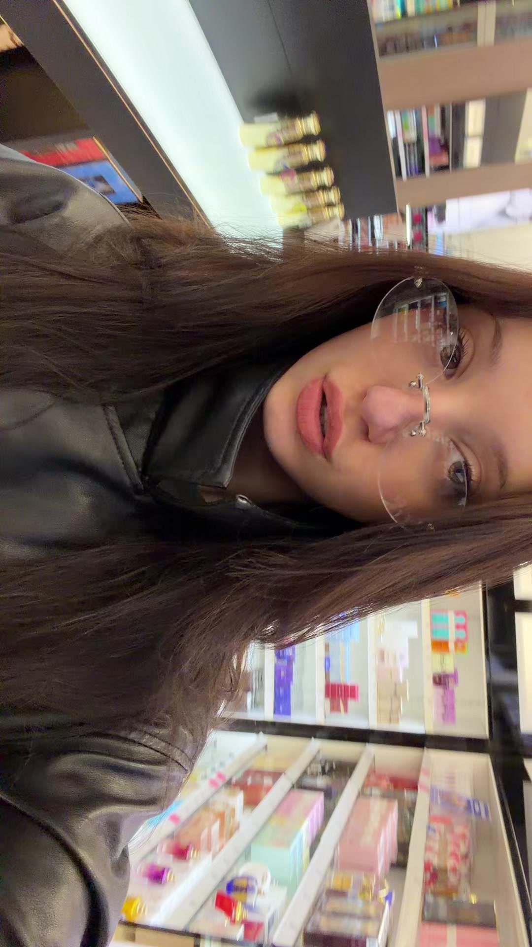 @evavat.o
