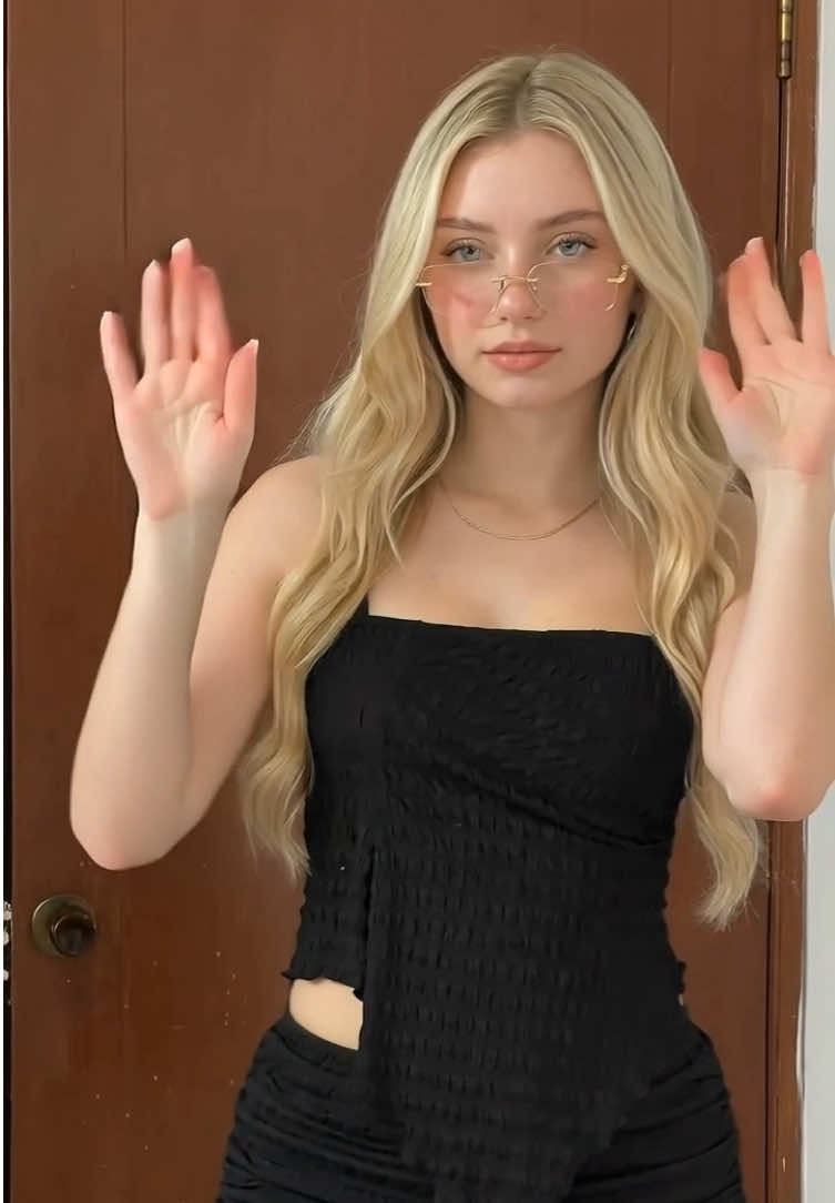 @Ana