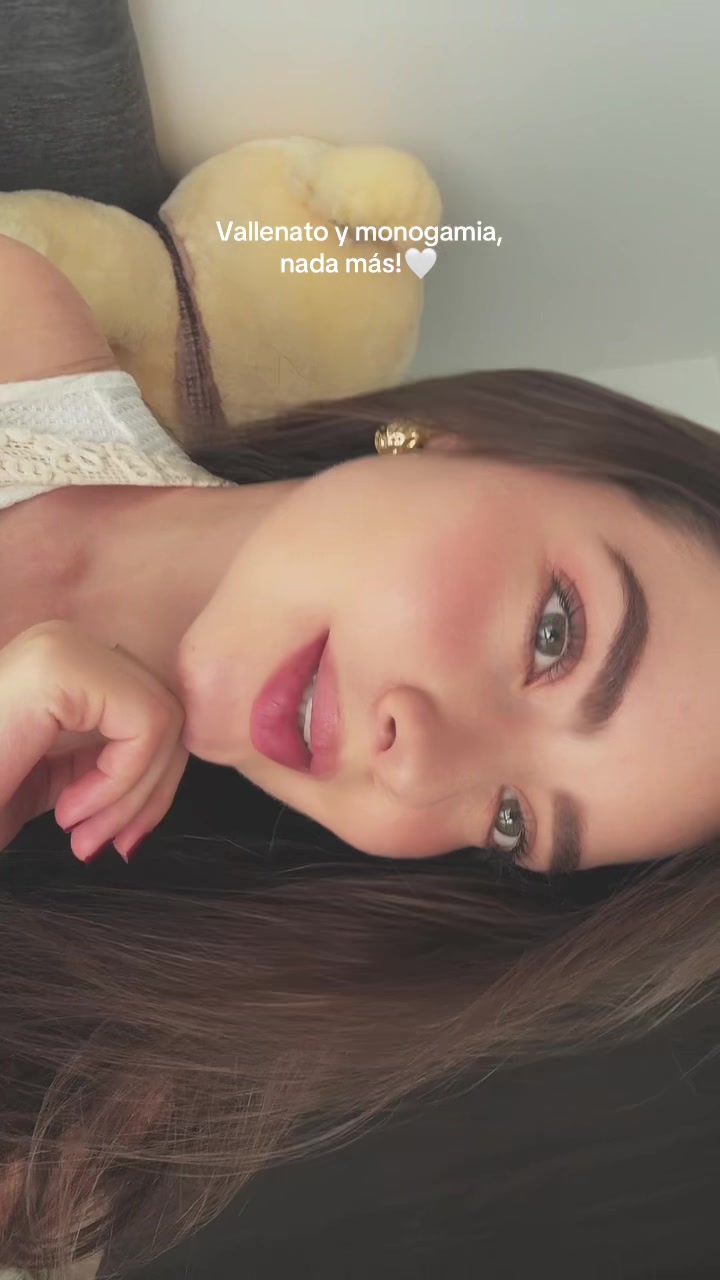 @Valentina Mar&iacute;n 🌙