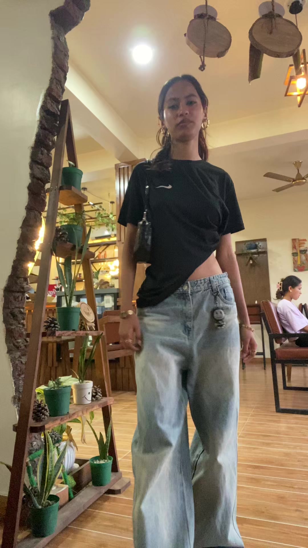 @👾