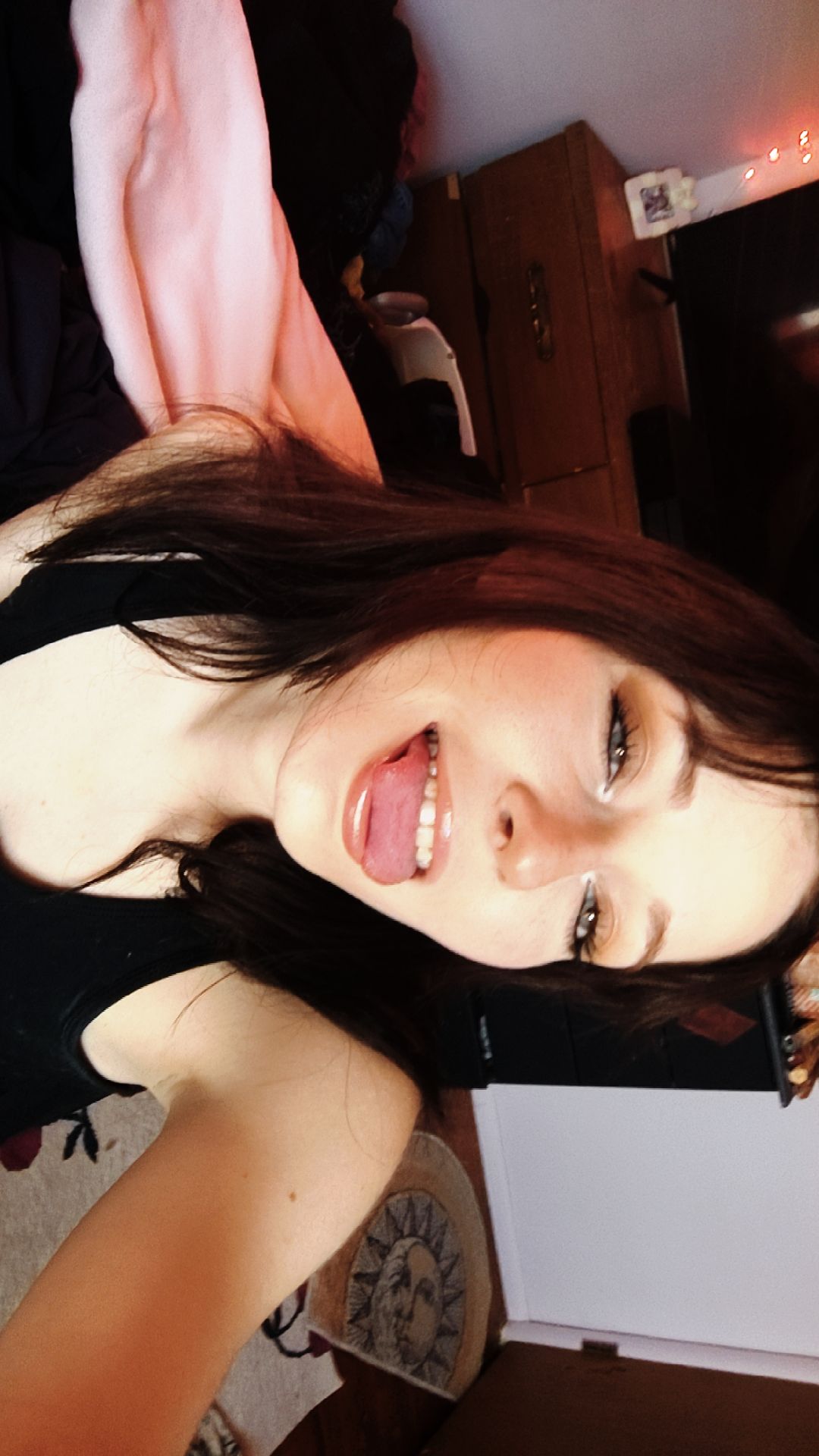 @🎀𝕬𝖓𝖌𝖊𝖑🎀⦻