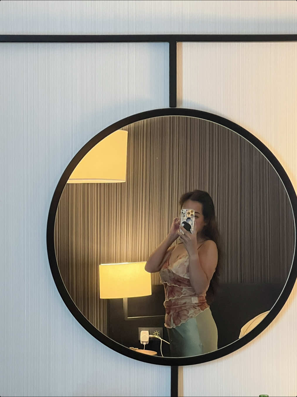@Jolene Paris