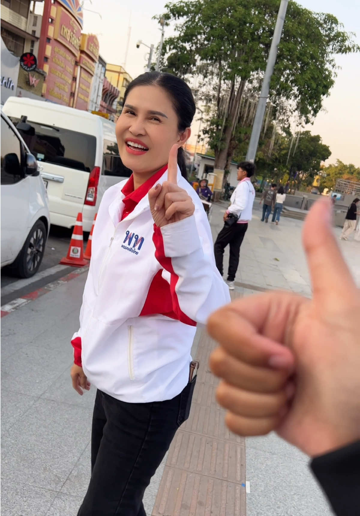 @นานาจะไปหาคนสวย