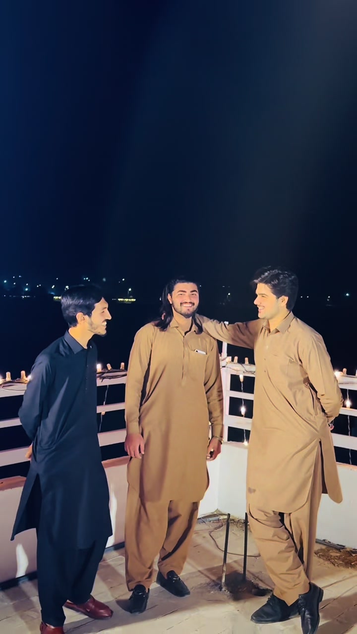 @ذيشان سلیمان خیل💸