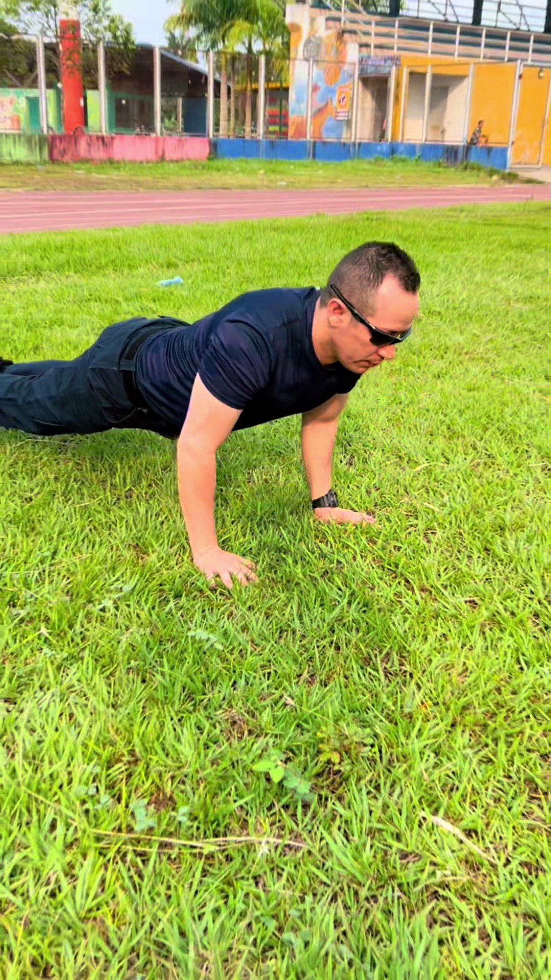 @Sargento James Hern&aacute;ndez