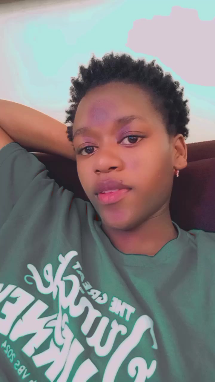 @Khavere 🦋