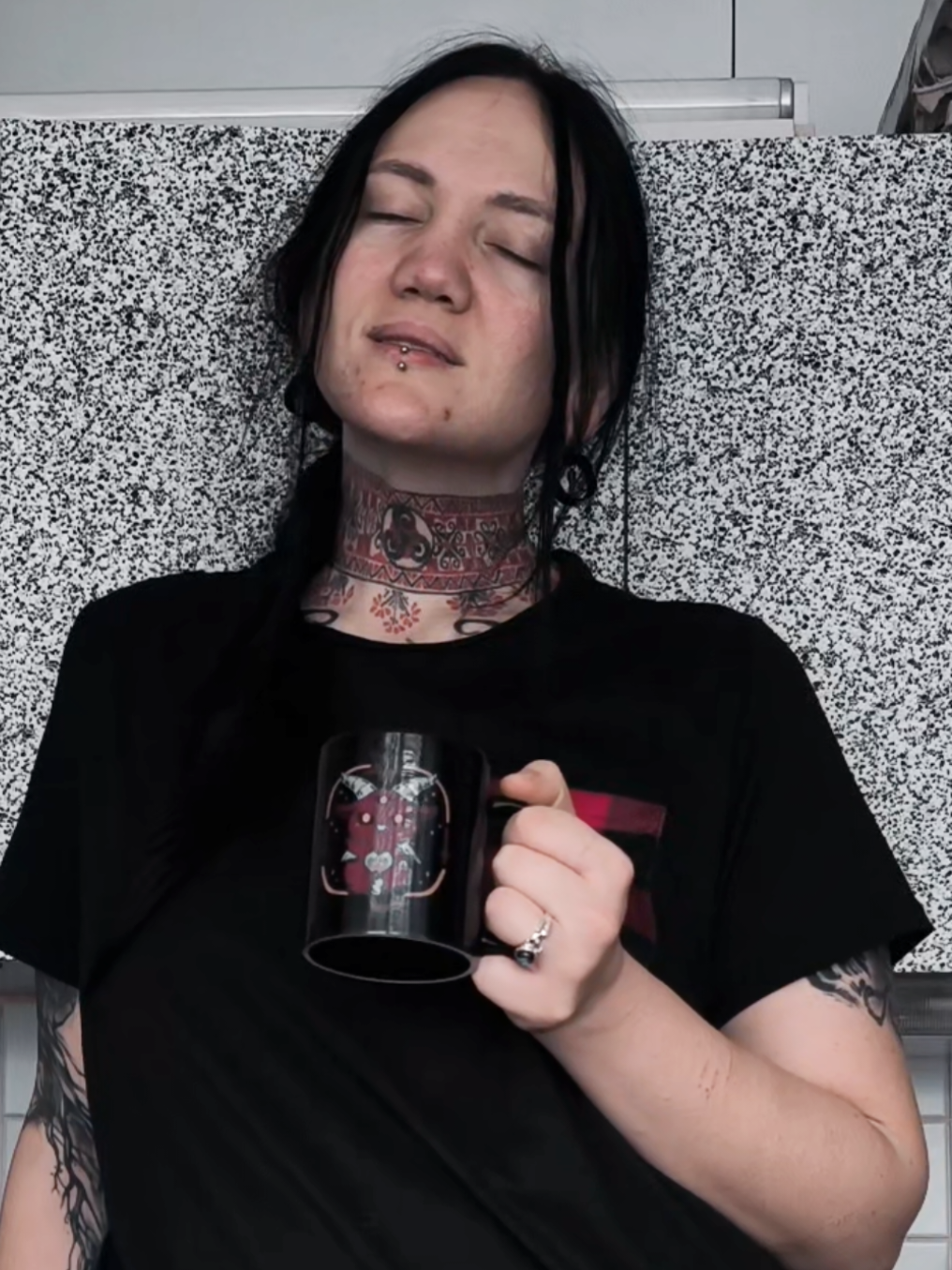 @Ninel_Metalgirl