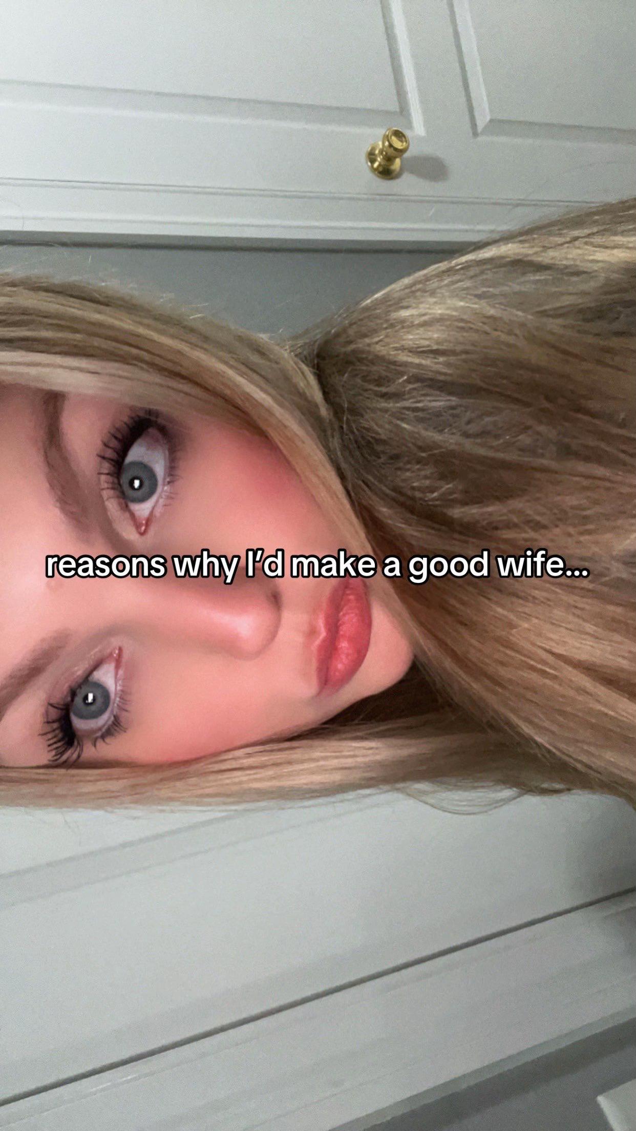 @BlueiiBlondie