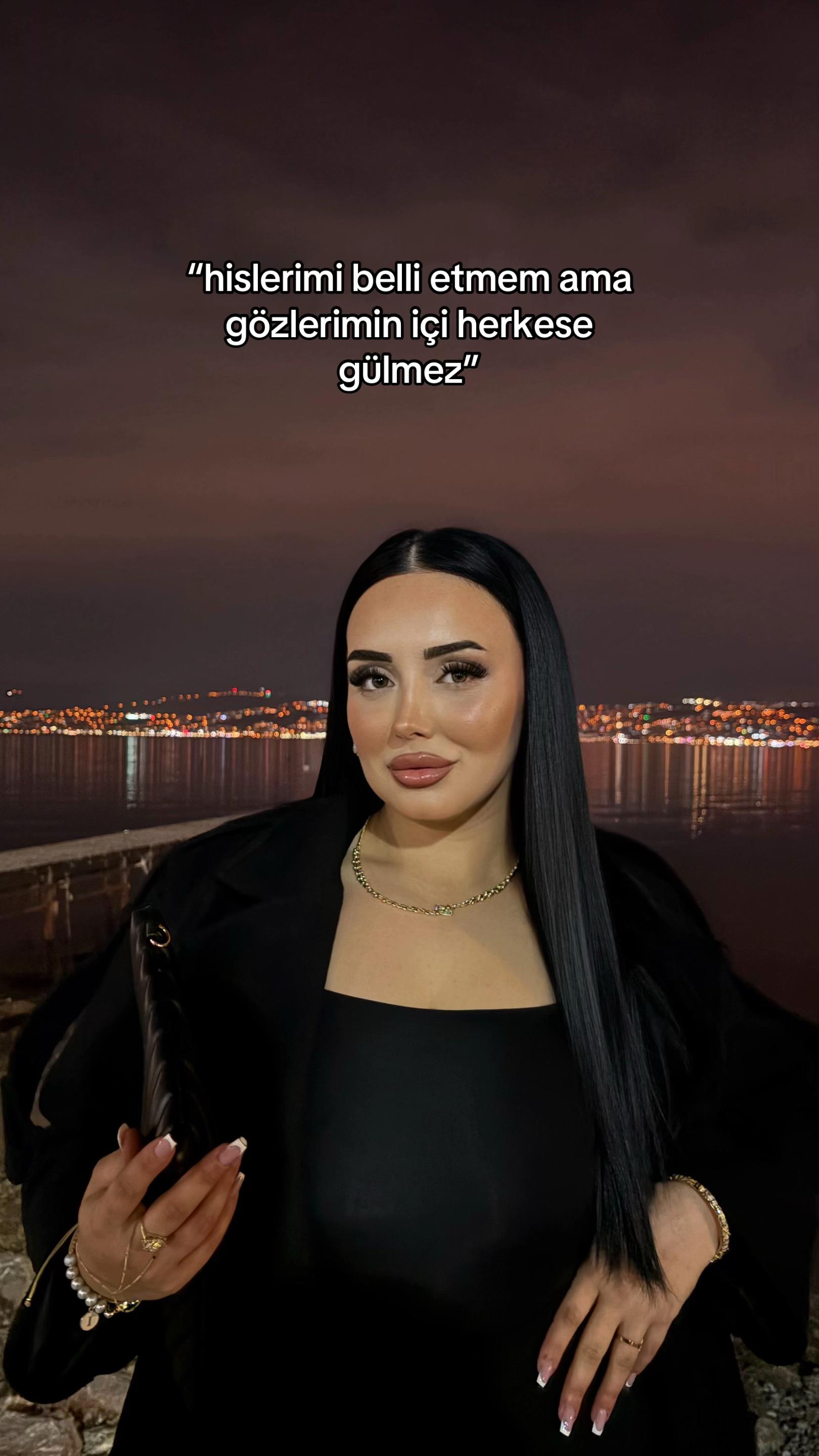 @𝓘