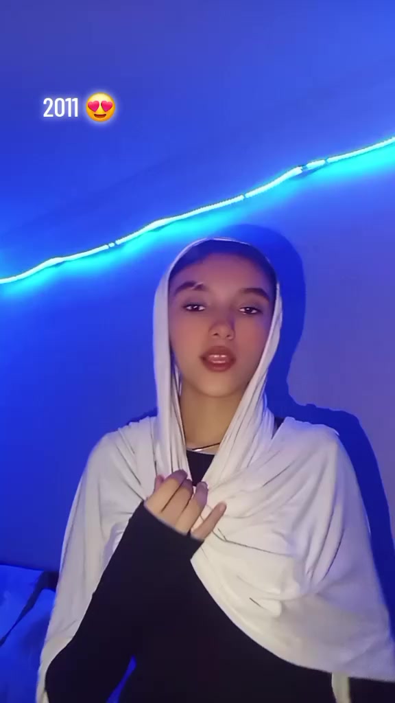 @💫.