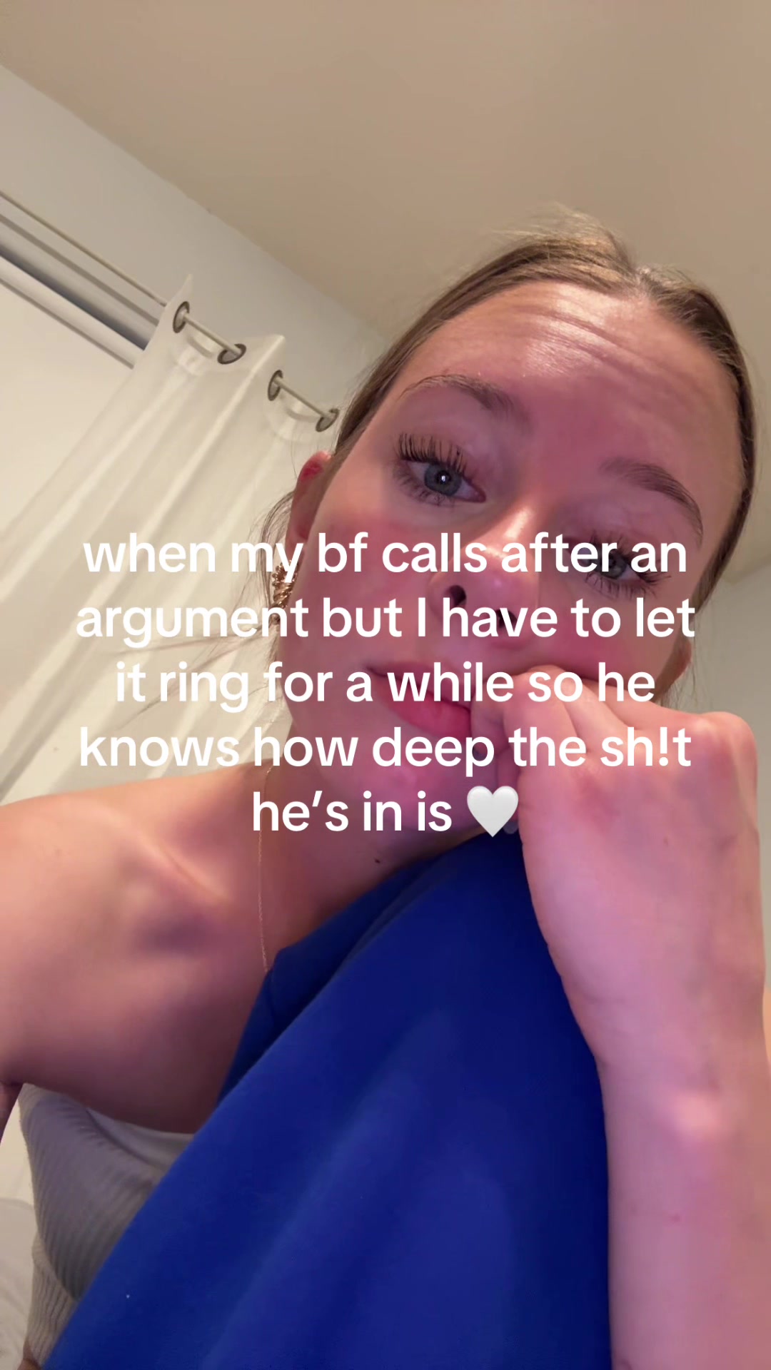 @izzietriesherbest