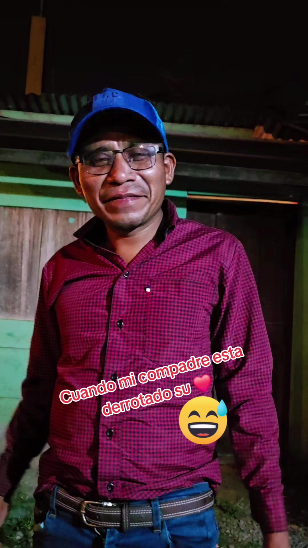 @Los Compadres