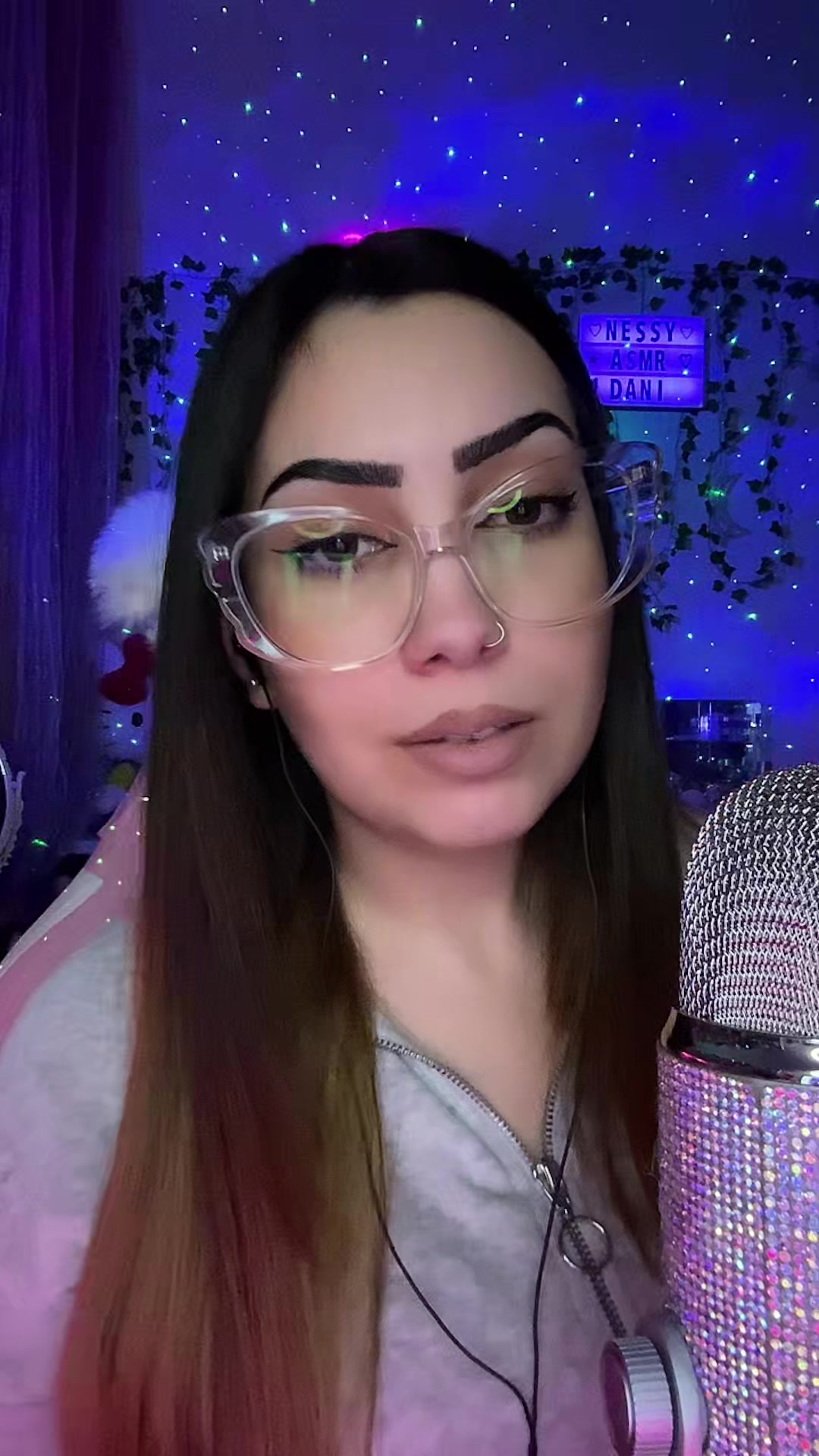 @NessyASMR🌙