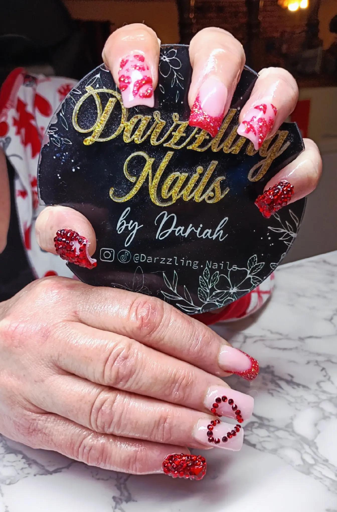 @Darzzling Nails