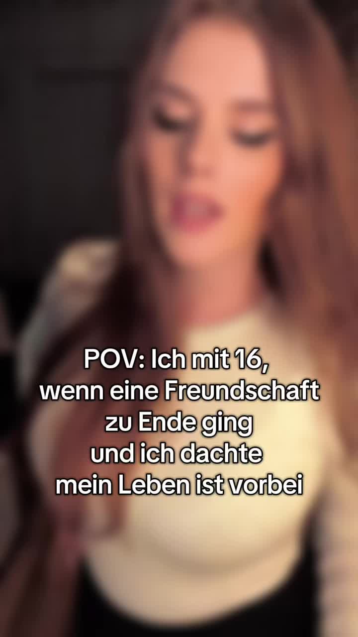 @Zaina🤍