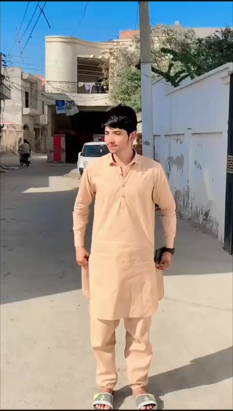 @SAIM GOLDY 💔🥹