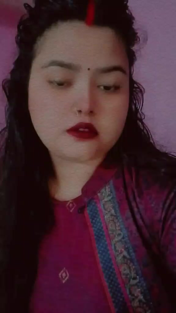 @Queen of King 👑