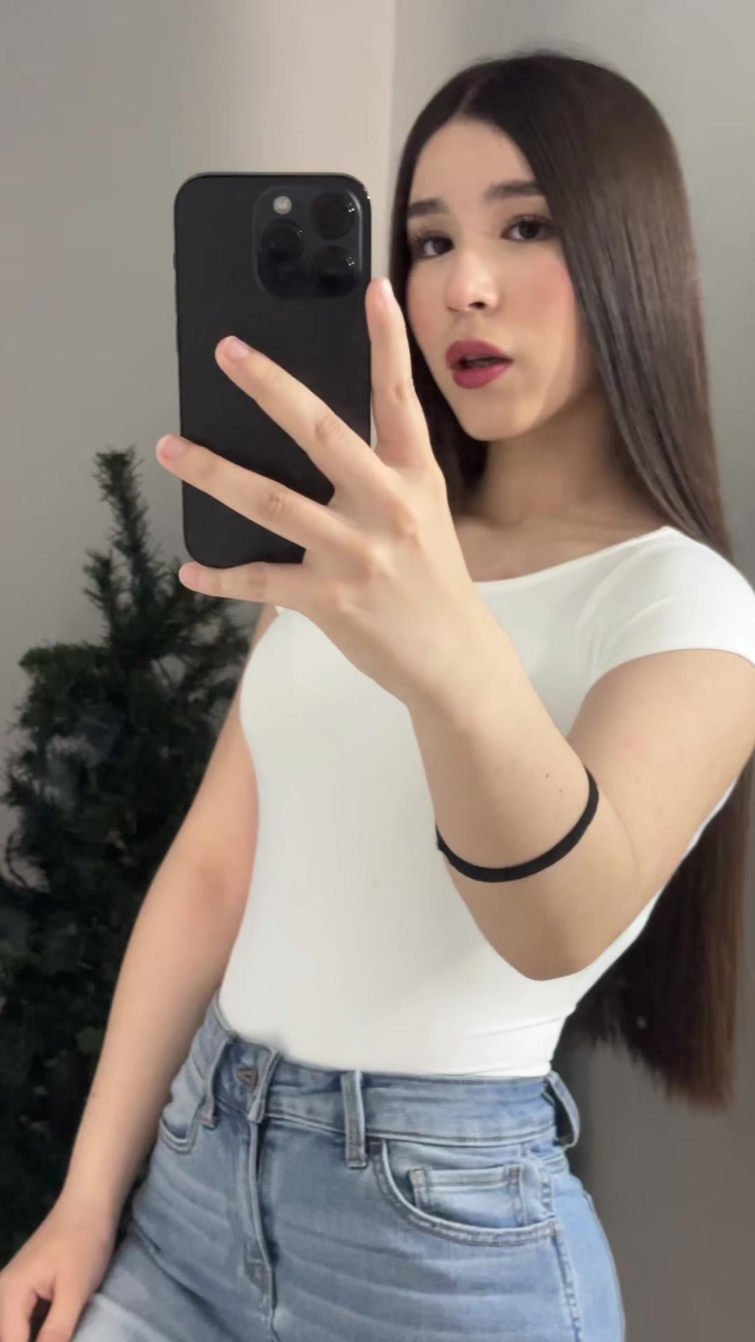 @𝑀.