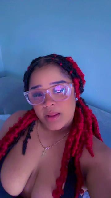 @itssyannabitch