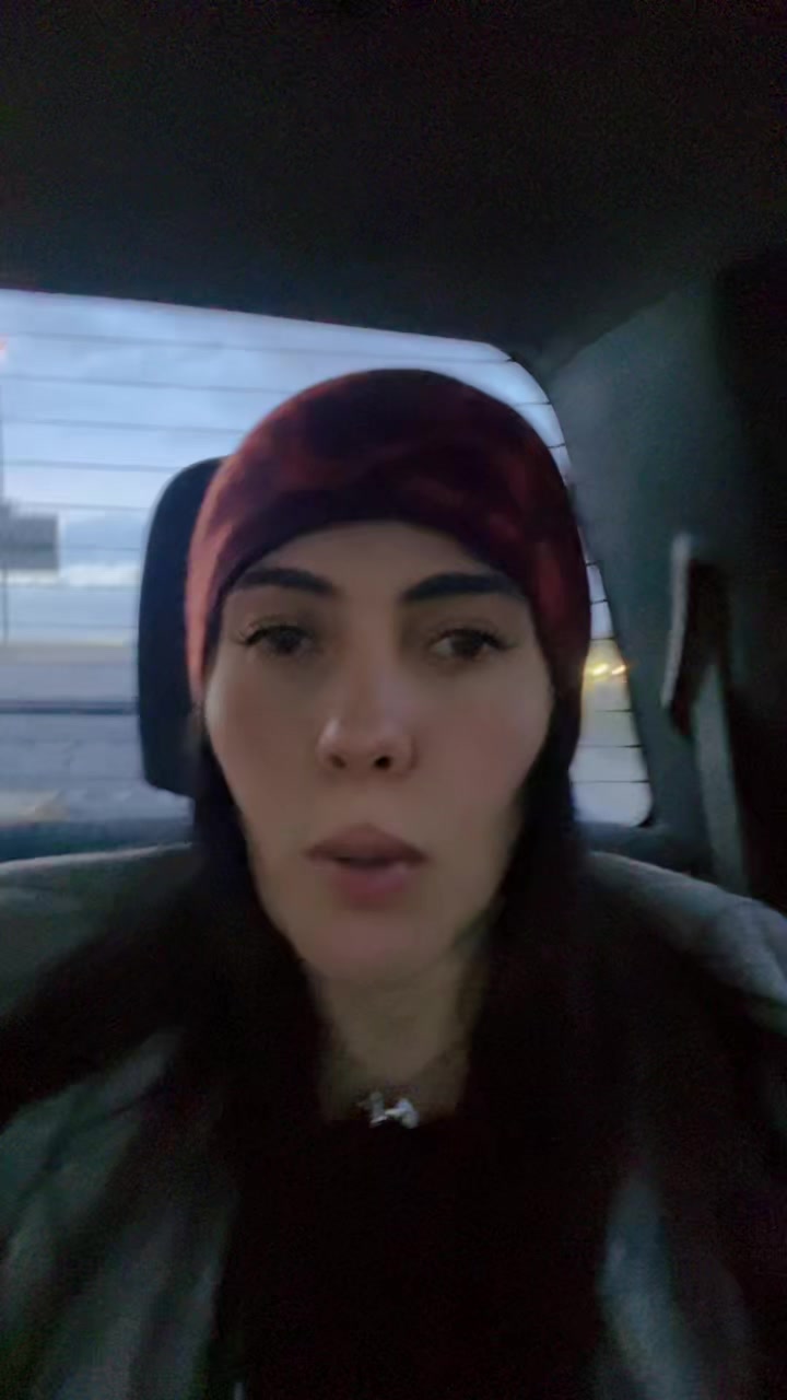 @ViolettaB
