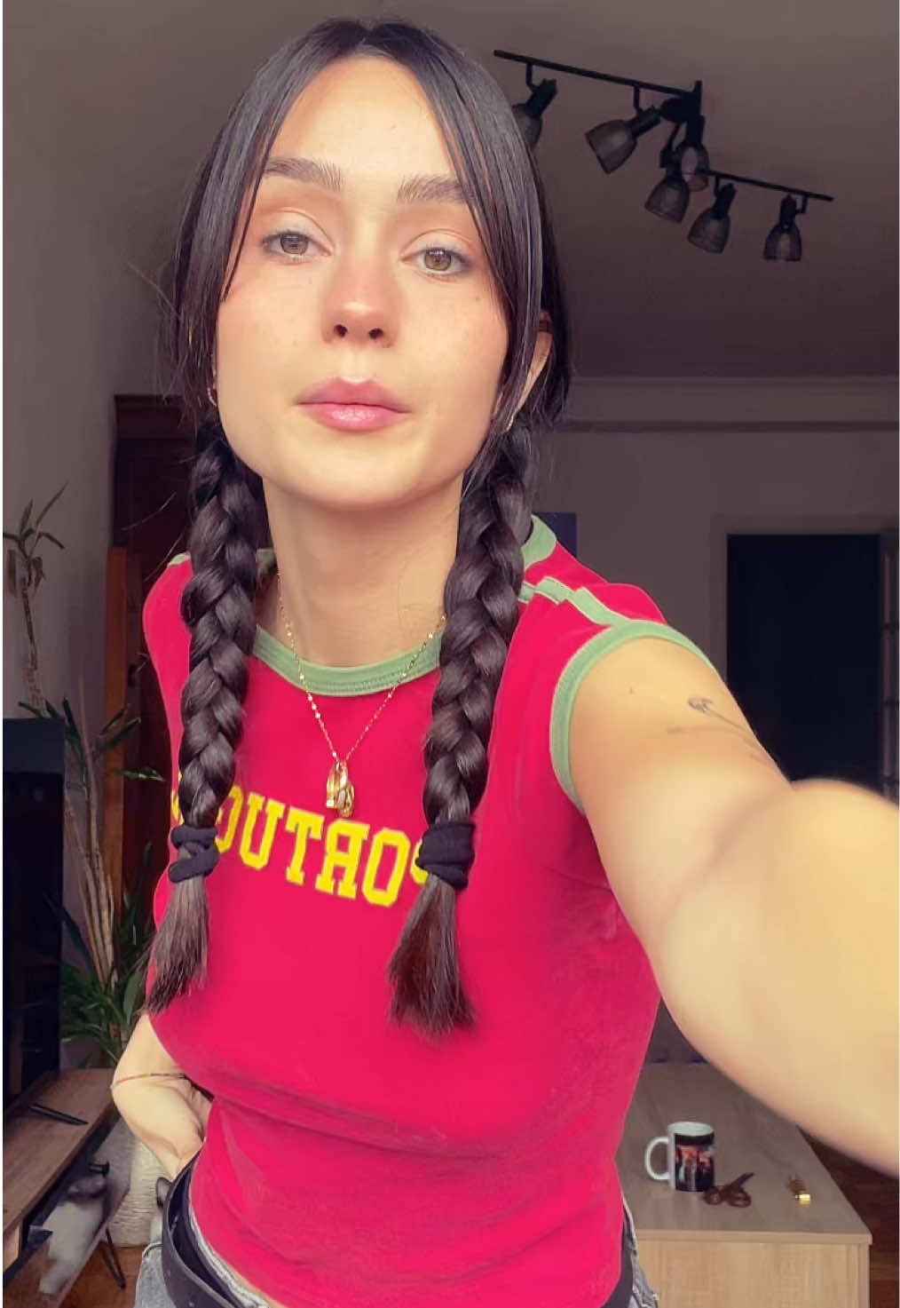 @Laura Meiri&ntilde;o