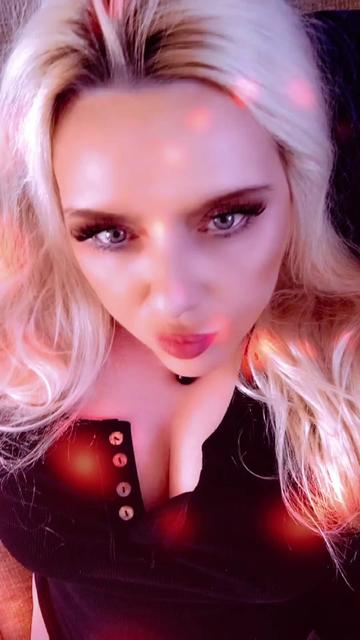 @❤️✨ Denise ✨❤️