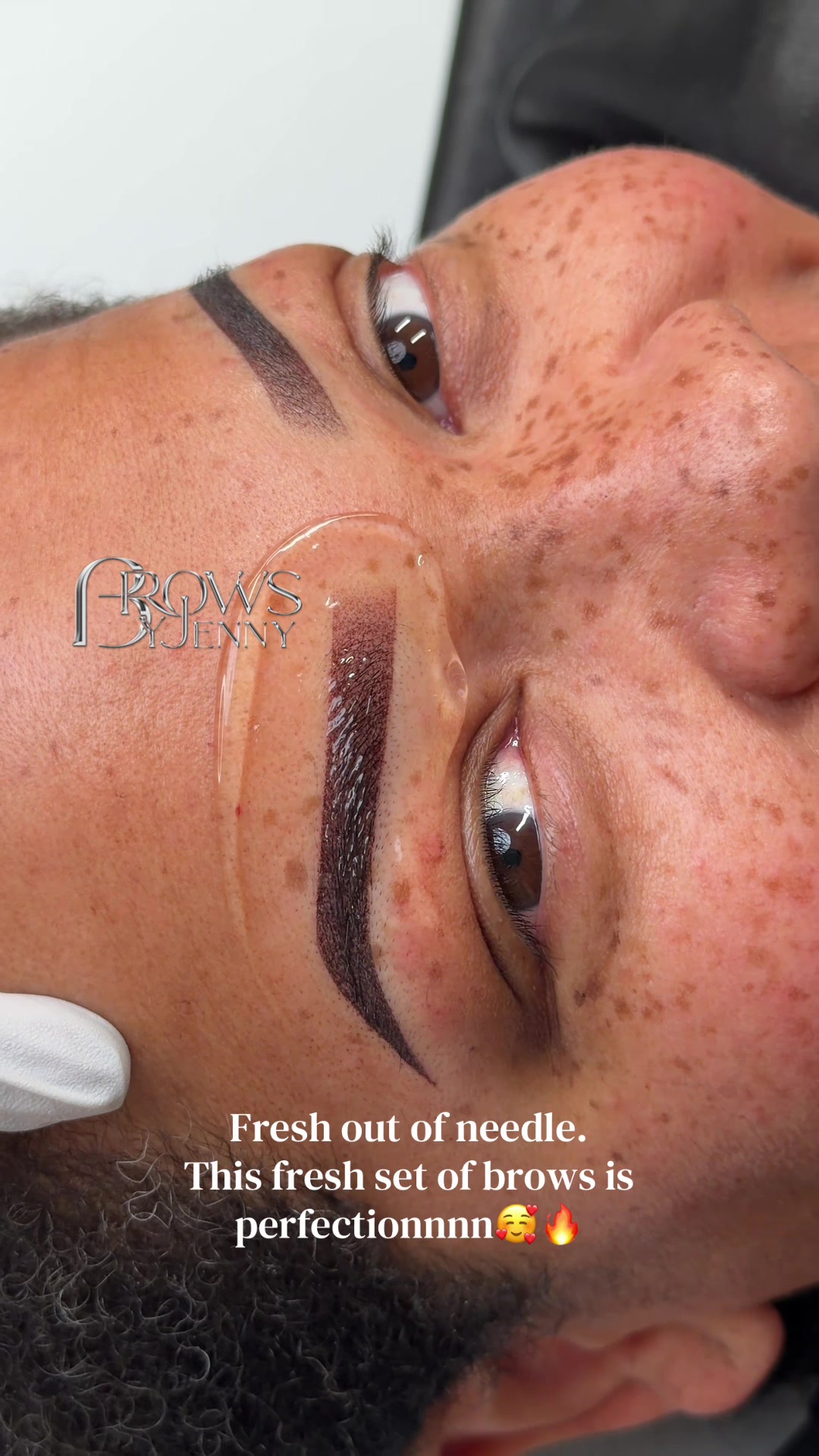 @BROWS BY JENNY