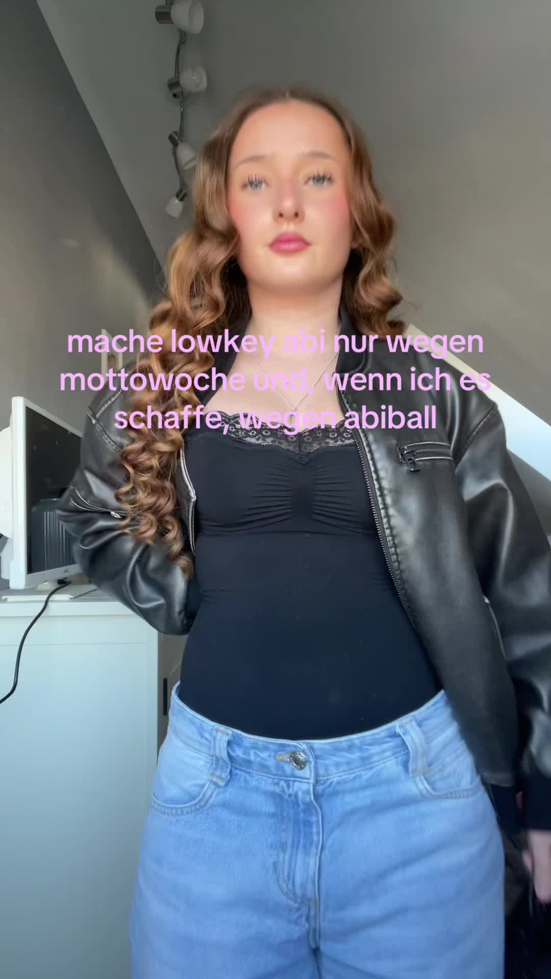@⠀