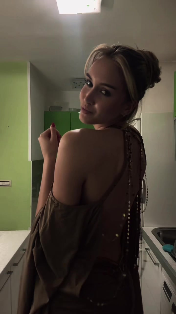 @ninaastrizee
