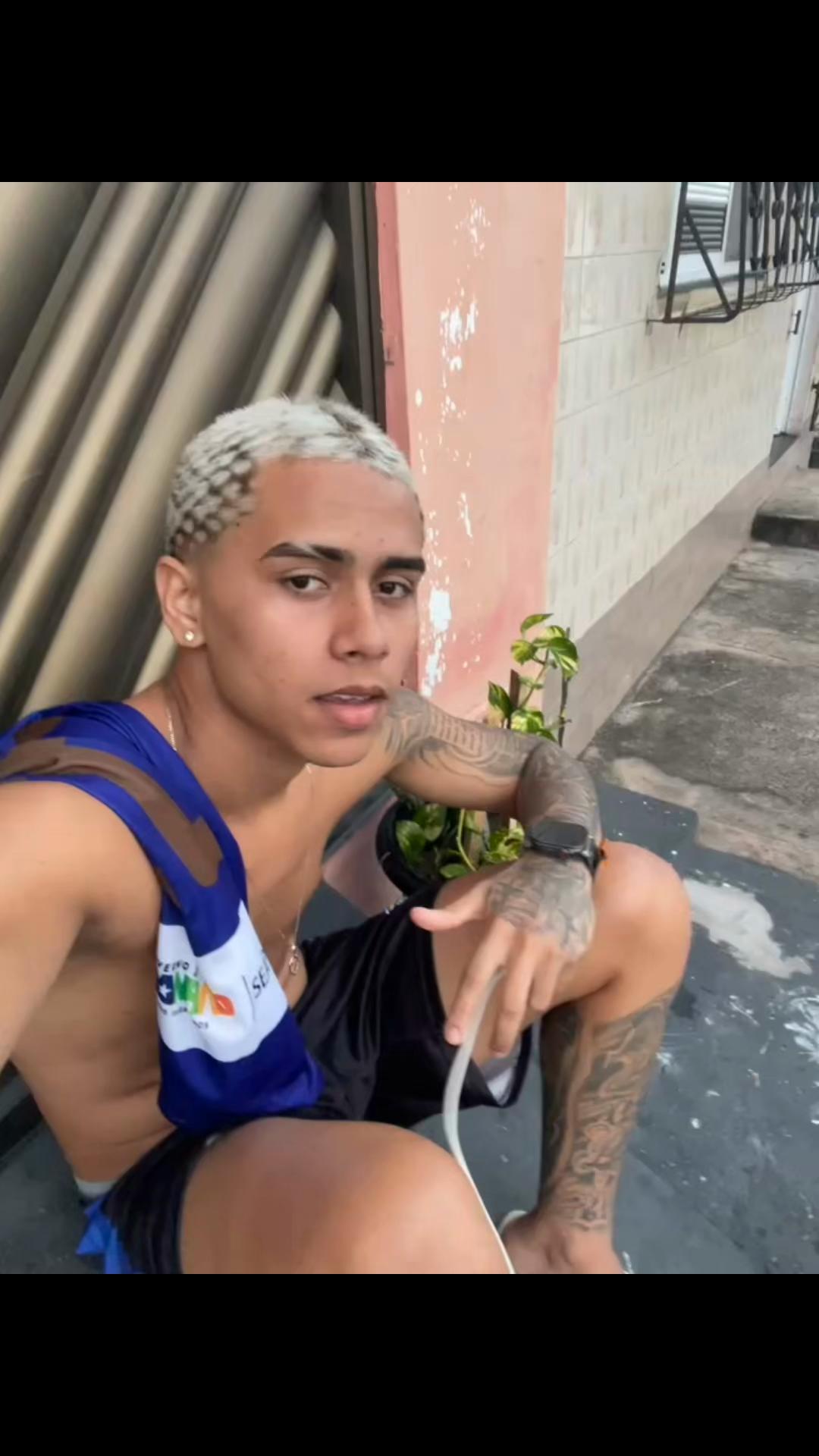 @R7 malandrex