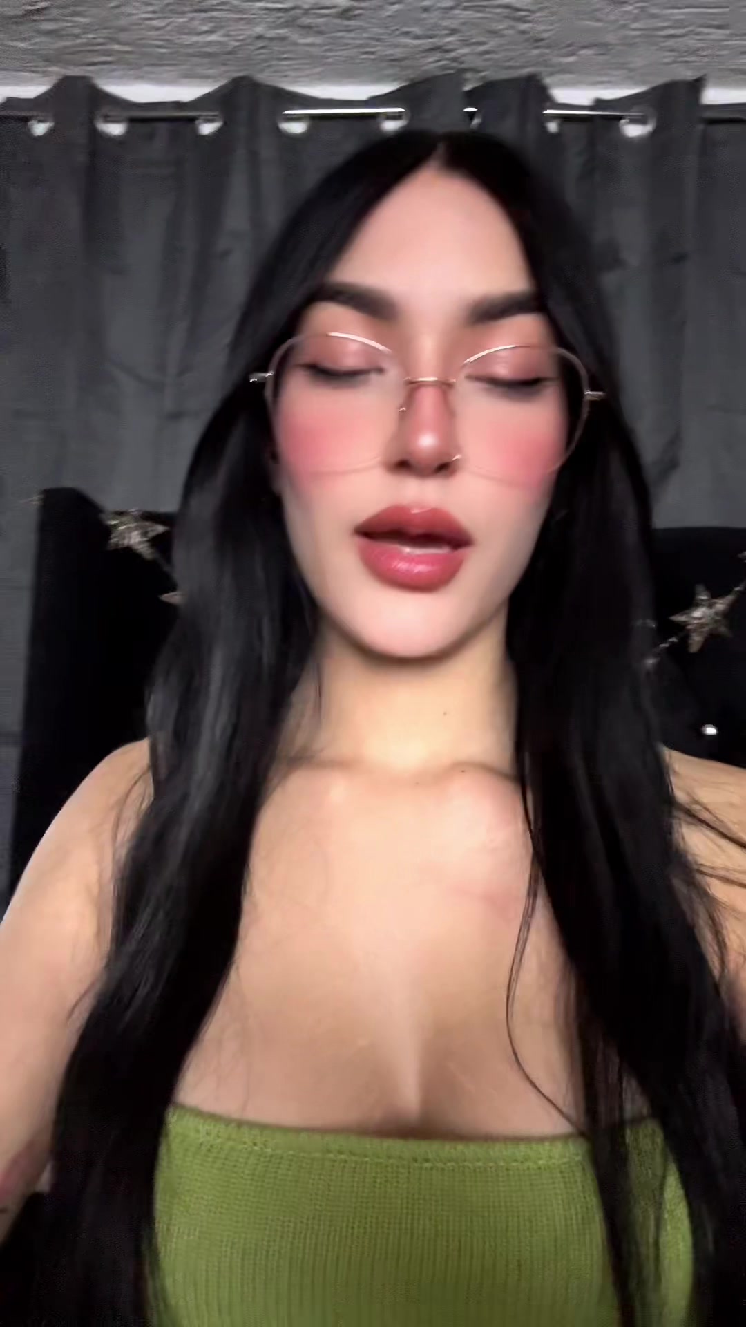 @Alejandra Valentina