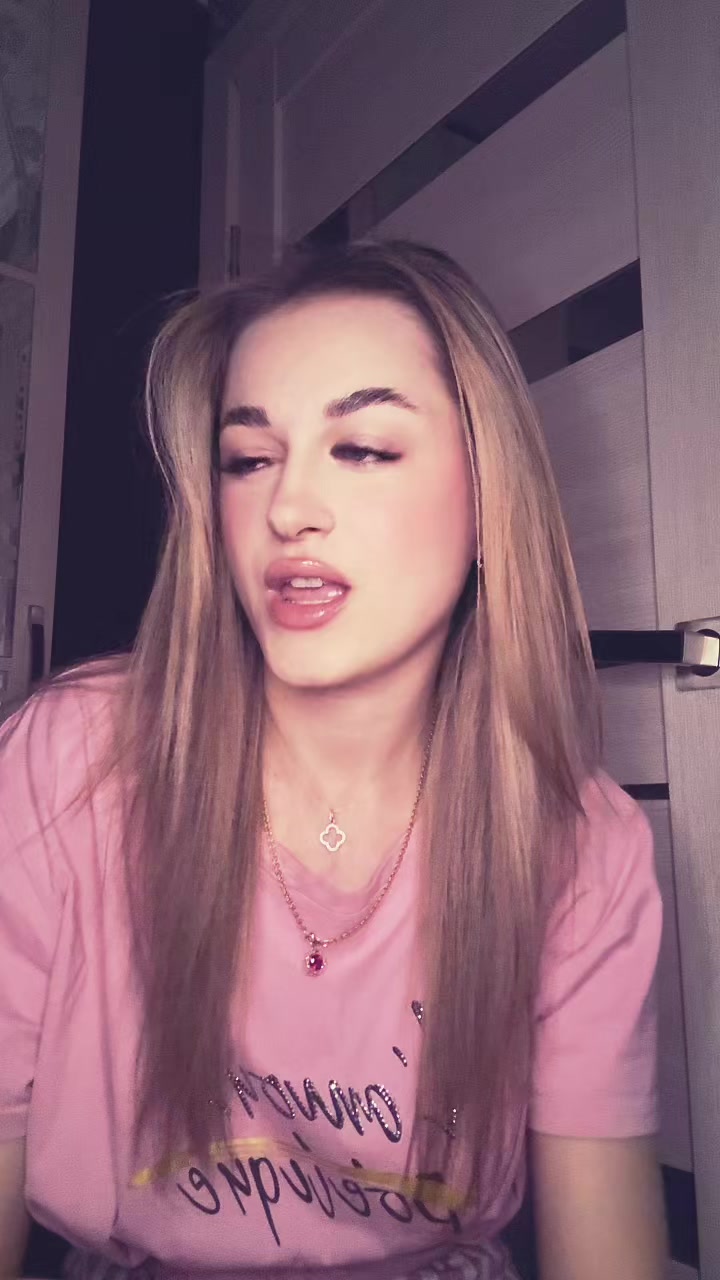 @Викулька🎀