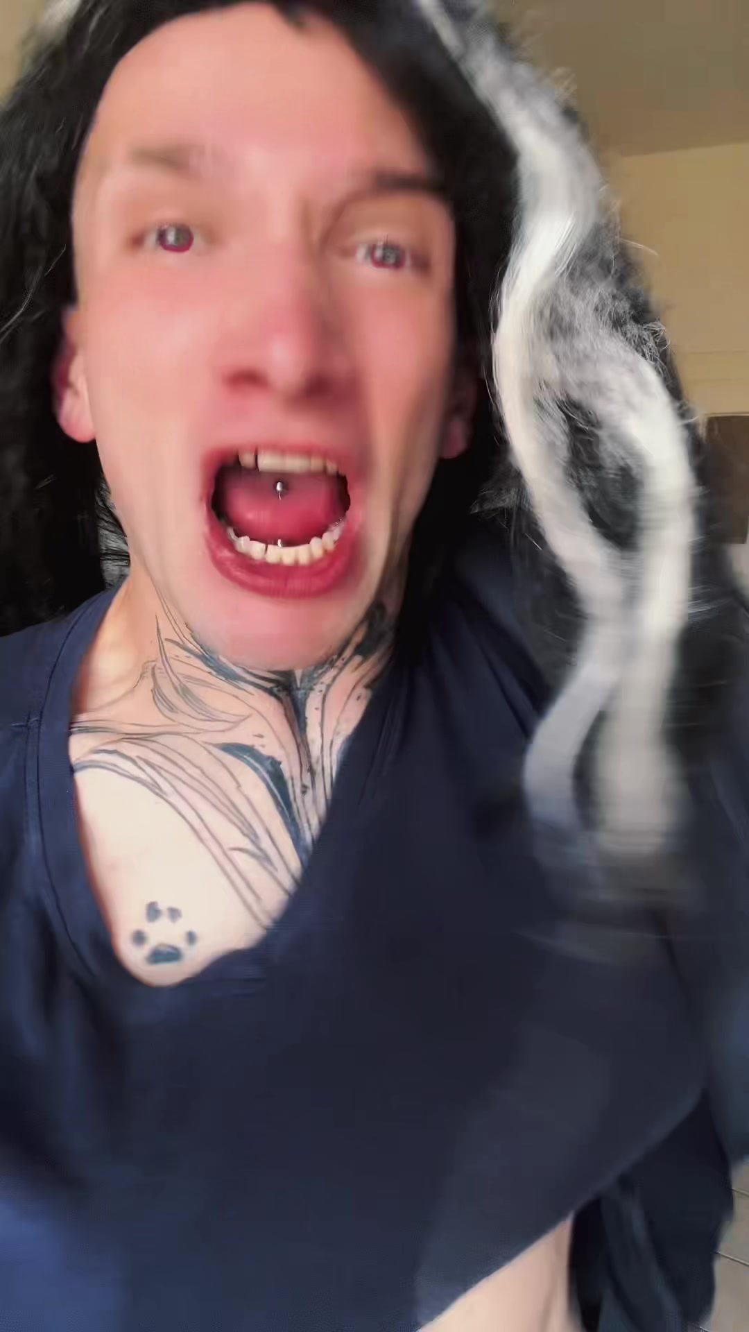 @Itsofficialsimon