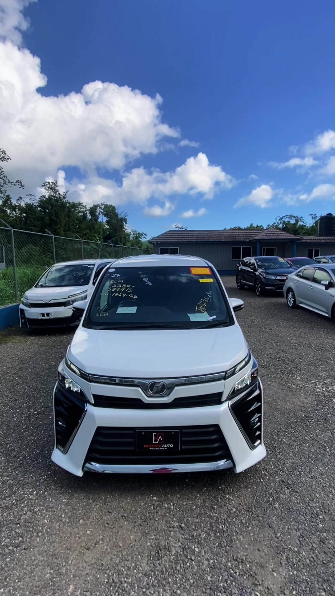 @hutchieauto_