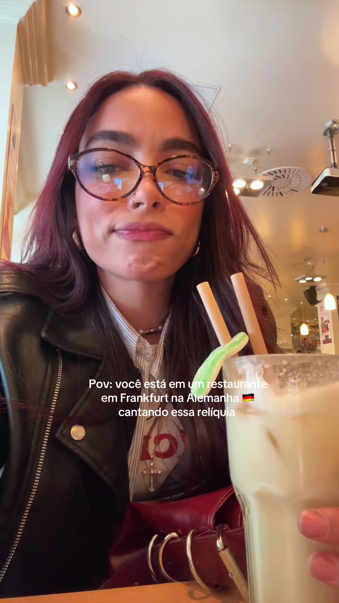 @Camille G&oacute;es 🇨🇭🇩🇪