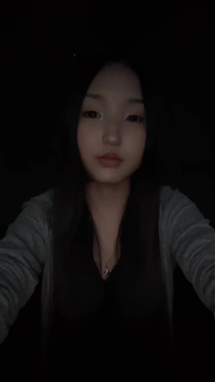 @мила