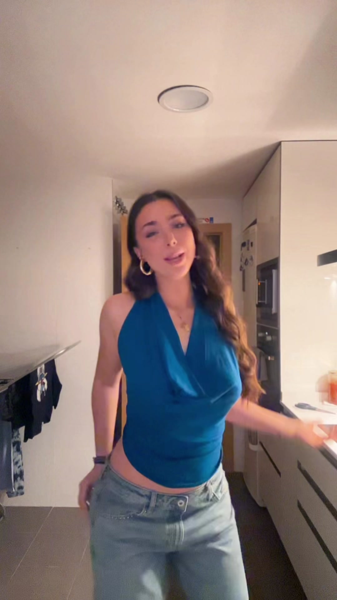 @daniela
