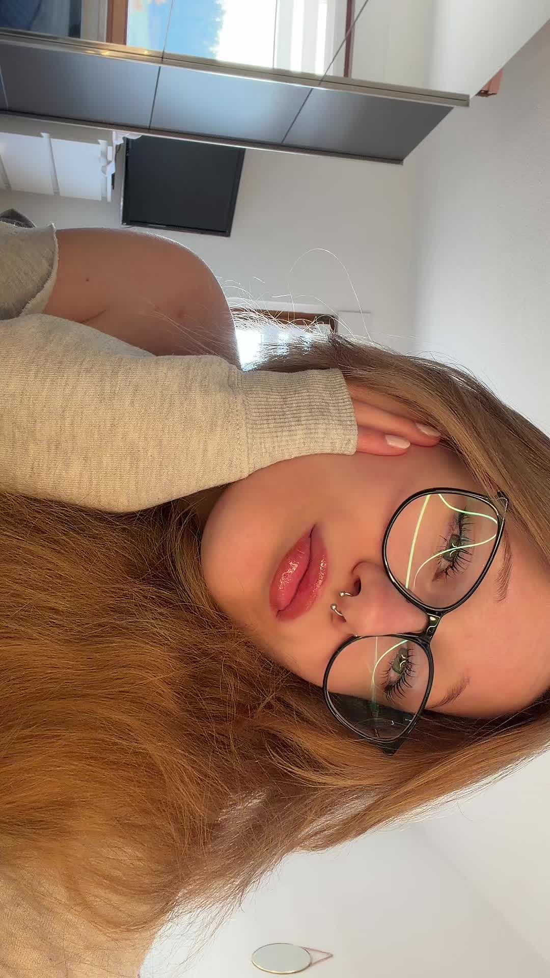@𝒸𝒶𝓇𝑜𝓁𝒾𝓃-𝓈𝑜𝓅𝒽𝒾𝑒 ྀི